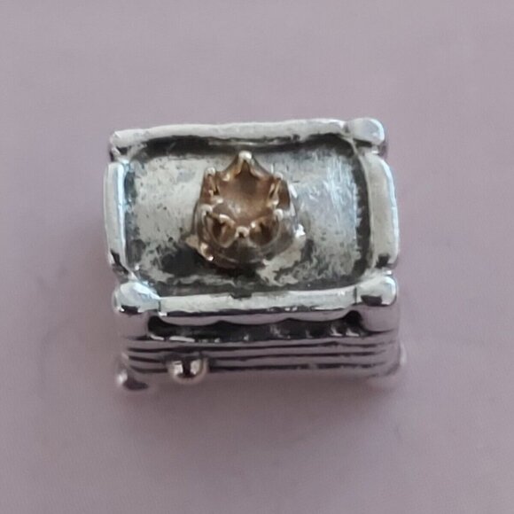 Auth Pandora *RETIRED* Sterling Silver & 14k Princess and the Pea Charm 790320 - Picture 14 of 15